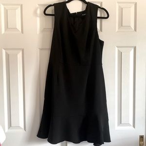 Roz & Ali Little Black Dress Size 16